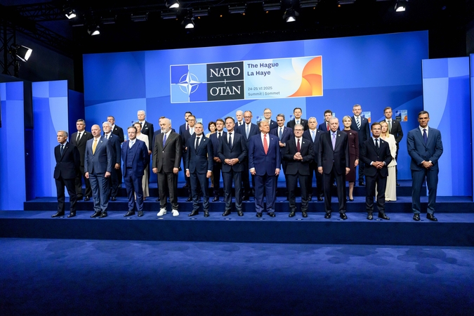 NATO deklaracija: penki proc. BVP gynybai, įsipareigojimas kolektyvinei gynybai