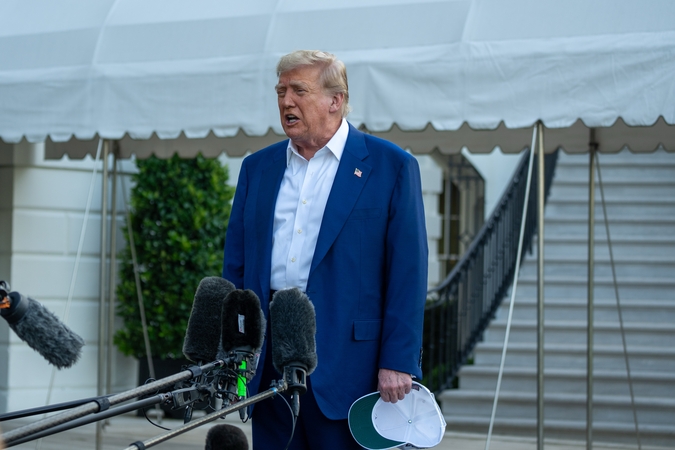 Trumpas Hagoje susitinka su NATO sąjungininkių lyderiais