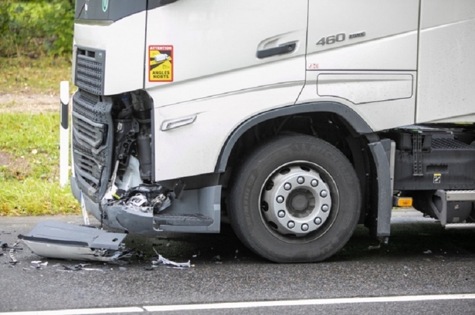 Magistralėje nuo kelio nuvažiavusio neblaivaus vyro byla bus nagrinėjama teisme