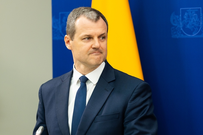 Regėjimas: pats G. Paluckas nesijaučia pažeidęs įstatymus ir atskleidžiamas vis naujas jo verslo peripetijas vadina faktais nepagrįstomis koordinuotomis oponentų atakomis siekiant destabilizuoti Vyriausybės darbą.
