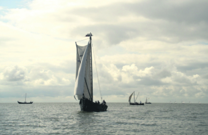 „Dangės flotilė“ jau plaukia mariomis į Klaipėdą.