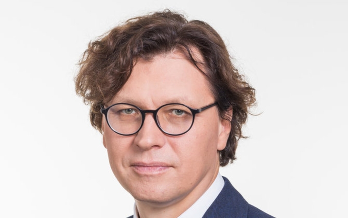 Svarbu: M. Stračkaičio teigimu, notariškai patvirtinto tėvų sutikimo vaikui keliaujant su juo lydinčiu asmeniu arba vienam reikia tik tuomet, kai keliaujama į ne Šengeno erdvėje esančią valstybę.