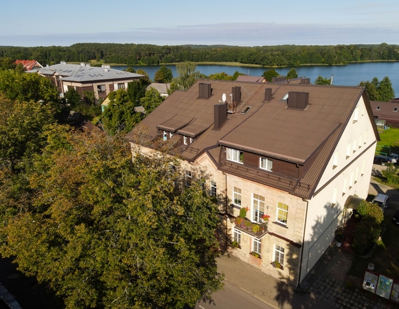 Atnaujintas daugiabutis.