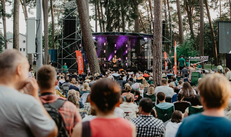 Išskirtinis: Akacijų alėja – tai ne tik festivalis, bet ir gili tradicija, tapusi neatsiejama Kauno rajono tapatybės dalimi.