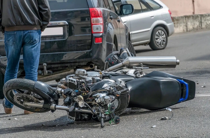 Problema: auganti rizikos grupė – motociklų ir mopedų vairuotojai.