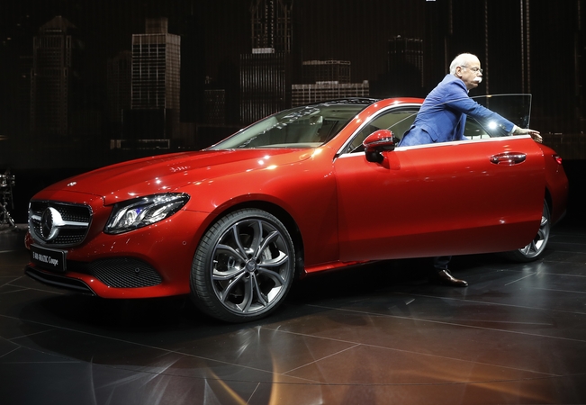 Remontas: E klasės „Mercedes-Benz“ detalės nėra labai brangios, bet remonto darbų kaina sudaro beveik 50 proc. sąskaitų.