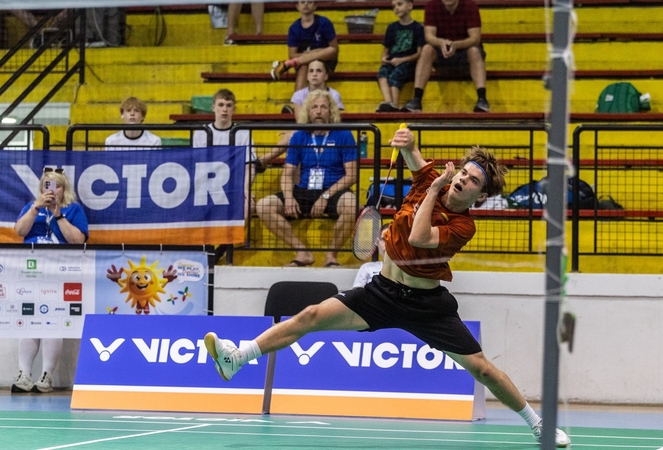 Rezultatas: badmintonininkas D. Leonovičius kovojo ketvirtfinalyje.