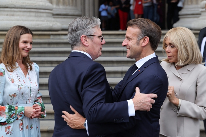 Keiras Starmeris ir Emmanuelia Macronas