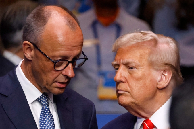 Merzas ragina Trumpą likti su europiečiais ir toliau remti Ukrainą