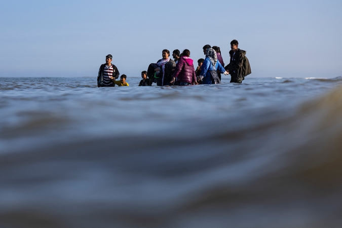 Lamanšo sąsiauriu Britaniją šiemet pasiekė 20 tūkst. migrantų