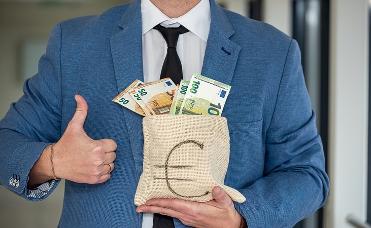 Paskelbtas daugiausiai mokesčių sumokėjusių įmonių dešimtukas: kas pirmauja?