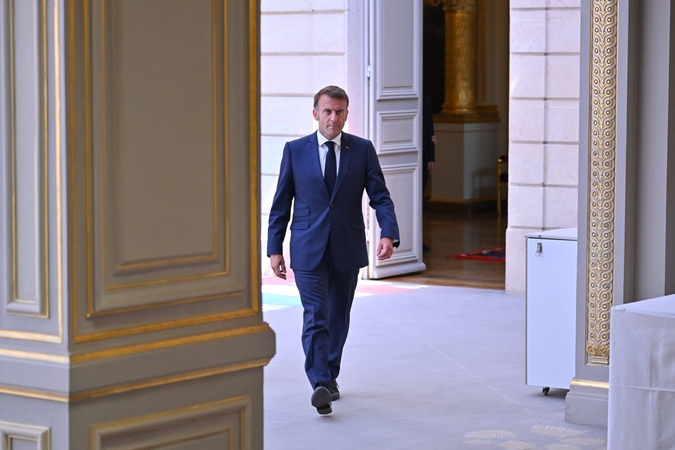 Macronas sako norintis, kad ES ir JAV kuo greičiau pasiektų prekybos susitarimą