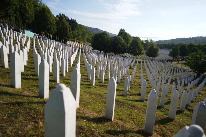Bosnijoje minima Srebrenicos genocido sukaktis