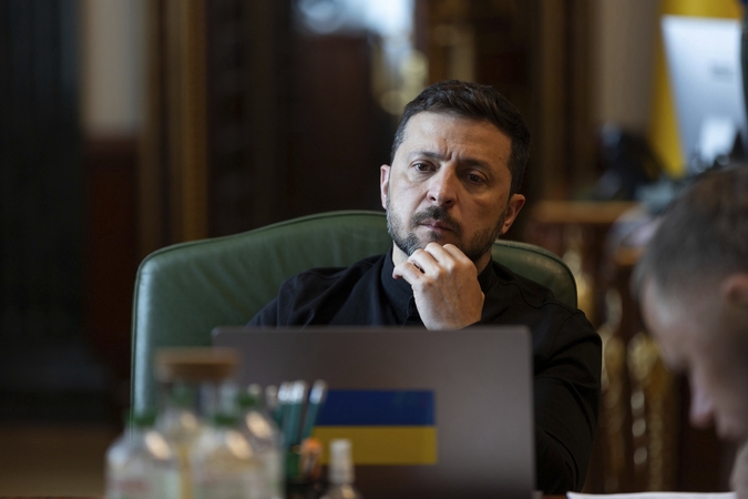 Žiniasklaida: norėdamas įtikti Trumpui, Zelenskis pakeis Ukrainos ambasadorę JAV