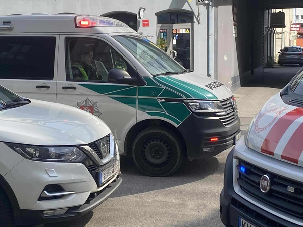 Avarija Kauno centre: keleivė išvežta į ligoninę