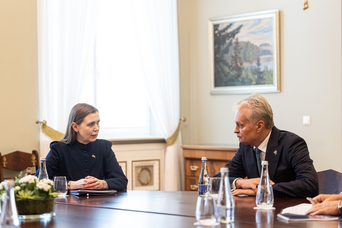 Dovilė Šakalienė ir Gitanas Nausėda