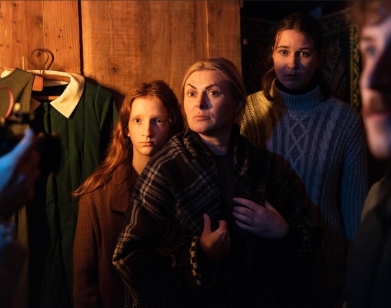 Vertina: „Filmo „Likimo moneta“ kūryba buvo kupina kino ir gyvenimo pamokų“, – sako Klaudija, ypač dėkinga E. Jackaitei už galimybę mokytis dirbti su profesionaliais aktoriais. 