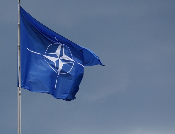 NATO kariuomenių vadai trečiadienį surengs vaizdo konferenciją dėl Ukrainos