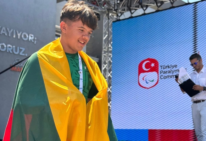 Čempionas: D. Gužys laimėjo rutulio stūmimo varžybas.