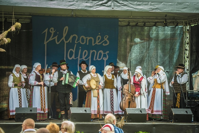 Raubonyse prasideda dešimtasis tarptautinis amatų ir meno festivalis „Vilnonės dienos“