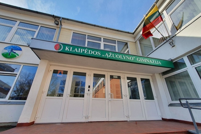 Klaipėdos „Ąžuolyno“ gimnazija