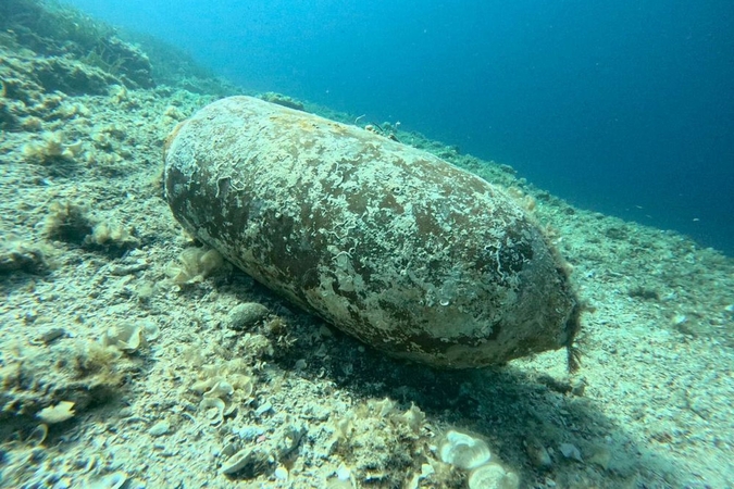 Situacija: po Antrojo pasaulinio karo Baltijos ir Šiaurės jūrose prie Gotlando ir Bornholmo salų paskandinta apie 40 tūkst. tonų grynojo svorio cheminio ginklo.