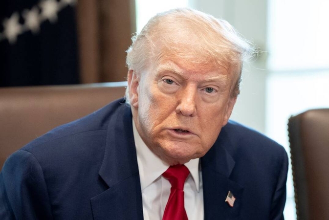 Europa ragina Trumpą suteikiant saugumo garantijas Ukrainai dislokuoti Rumunijoje naikintuvus