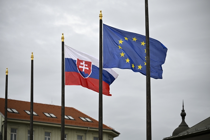 Slovakijos konsulatas atnaujina turistinių vizų išdavimą rusams