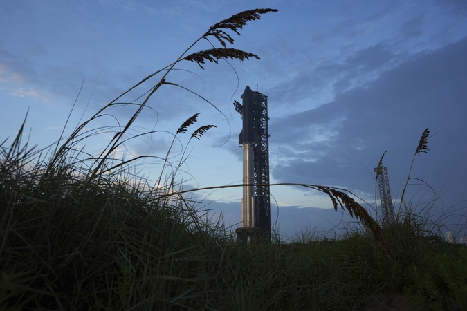 „SpaceX“ atšaukė savo megaraketos „Starship“ bandomąjį skrydį