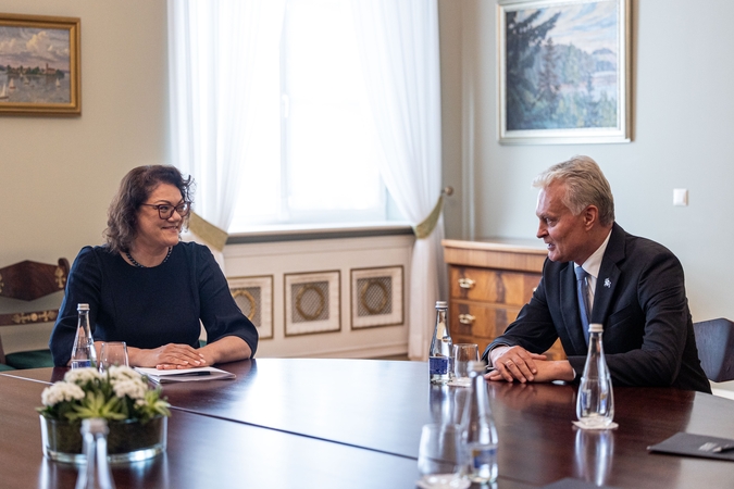 Prezidentas susitiko su kandidate į sveikatos apsaugos ministrus Marija Jakubauskiene
