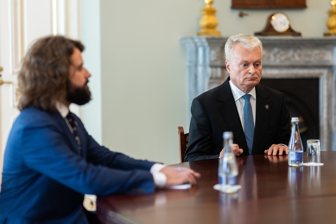 Povilas Poderskis (kairėje) ir Gitanas Nausėda