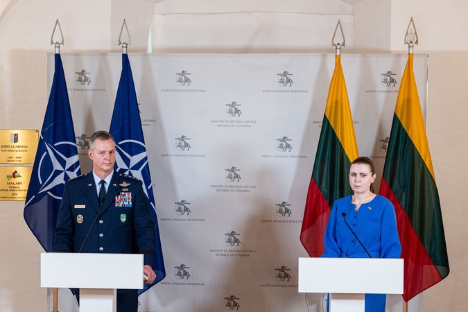 Alexusas Grynkewichius ir Dovilė Šakalienė
