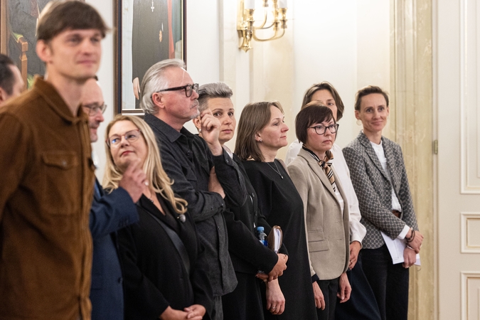 Gitanas Nausėda susitiko su kultūros bendruomenės atstovais