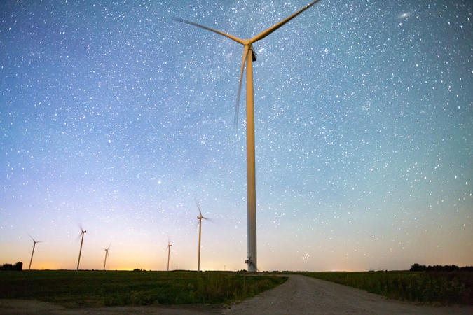 Dėl sumažėjusios vėjo jėgainių gamybos elektra praėjusią savaitę brango 51 proc.