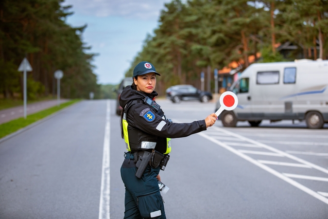 Policija