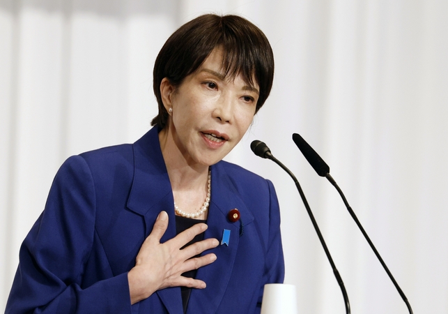 Kandidatė į Japonijos premjerus pažadėjo siekti šiaurietiškos lyčių lygybės
