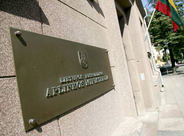Vyriausybėje – lengvesnė PAV tvarka gynybos pramonės projektams