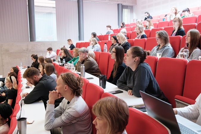Renginys: konferencijoje vieni specialistai, medikai dalyvavo tiesiogiai, kiti – nuotoliu.