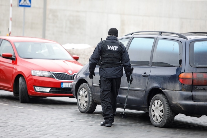 Seimas svarstys, ar VAT automobiliams suteikti pirmenybę keliantis į Kuršių neriją