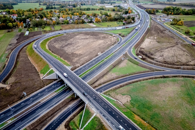 Lietuvos ir Lenkijos prezidentai atidarys šalis jungiantį „Via Baltica“ ruožą