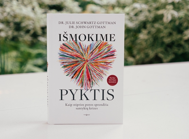 Požiūris: J. ir J. Gottmanai griauna populiarius mitus apie santykius – kad laimingos poros nesipyksta, o emocijos trukdo logiškai mąstyti.