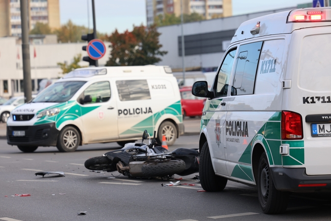 Kaune – avarija: nukentėjo motociklo vairuotojas