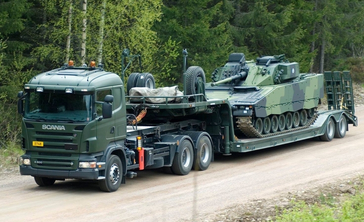 Transportas: „Scania“ sunkvežimiai – patikimas gynybos pajėgų ramstis.
