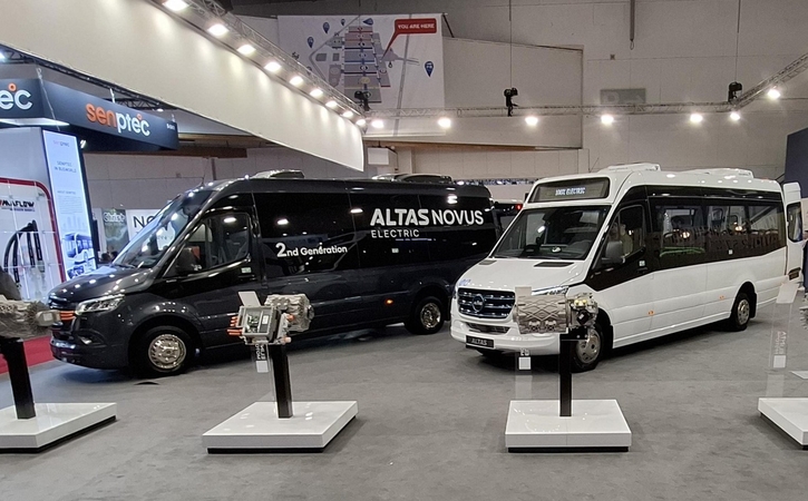 Keleiviams: „Busworld Europe“ parodoje „ALTAS Auto“ pristatė mikroautobusus, pritaikytus žmonėms su individualiais poreikiais.