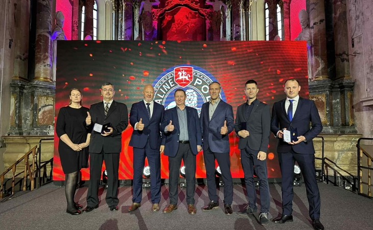 Įvertinimas: Vilniuje vykusiose iškilmėse konkurso laimėtojai nusifotografavo atminčiai.