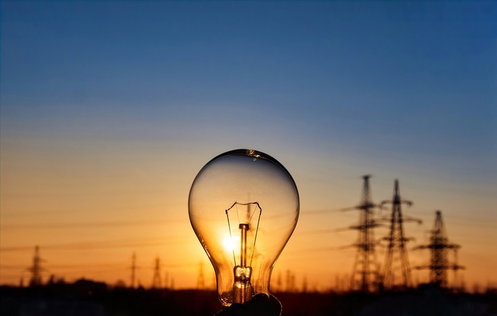 Per tūkstantis vilniečių liko be elektros
