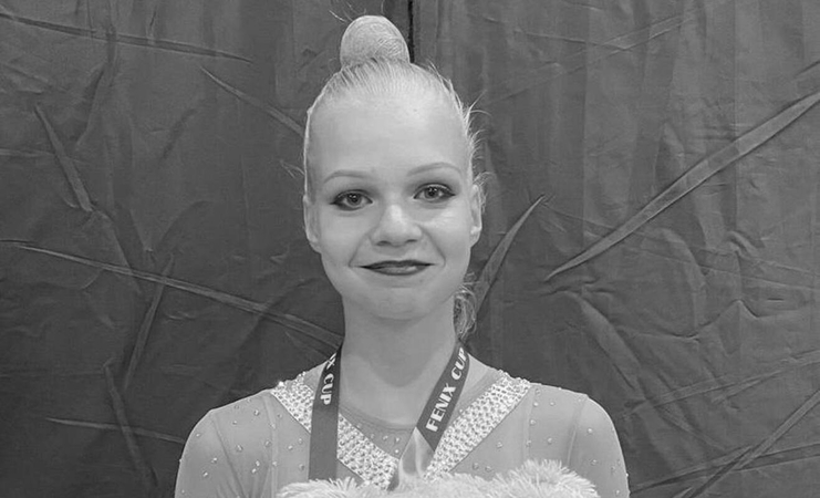 Mirė tituluota dvidešimtmetė gimnastė