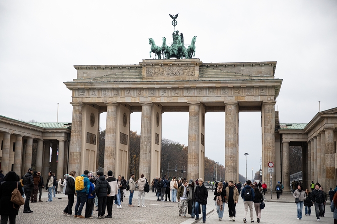 Berlyne minimos 36-osios Berlyno sienos griuvimo metinės