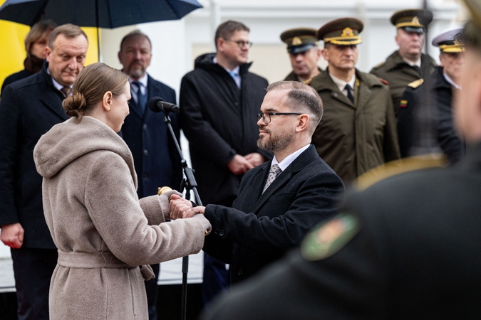 Iškilminga krašto apsaugos ministrų pasikeitimo ceremonija