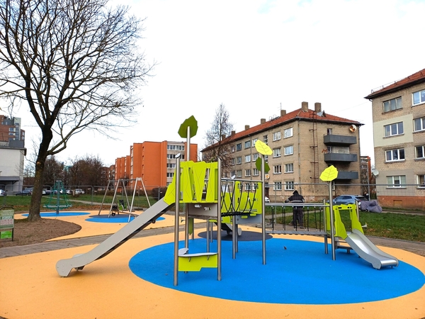 Mažiesiems klaipėdiečiams – dar viena saugi ir spalvinga erdvė žaidimams